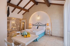 Comfort Studio, 1 Double Bed, Kitchenette, Garden Area