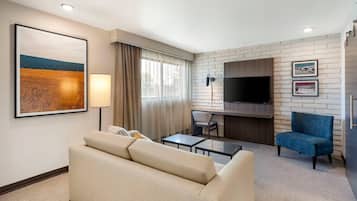 Suite, 1 cama King size, para no fumadores | Sábanas de algodón egipcio y ropa de cama de alta calidad