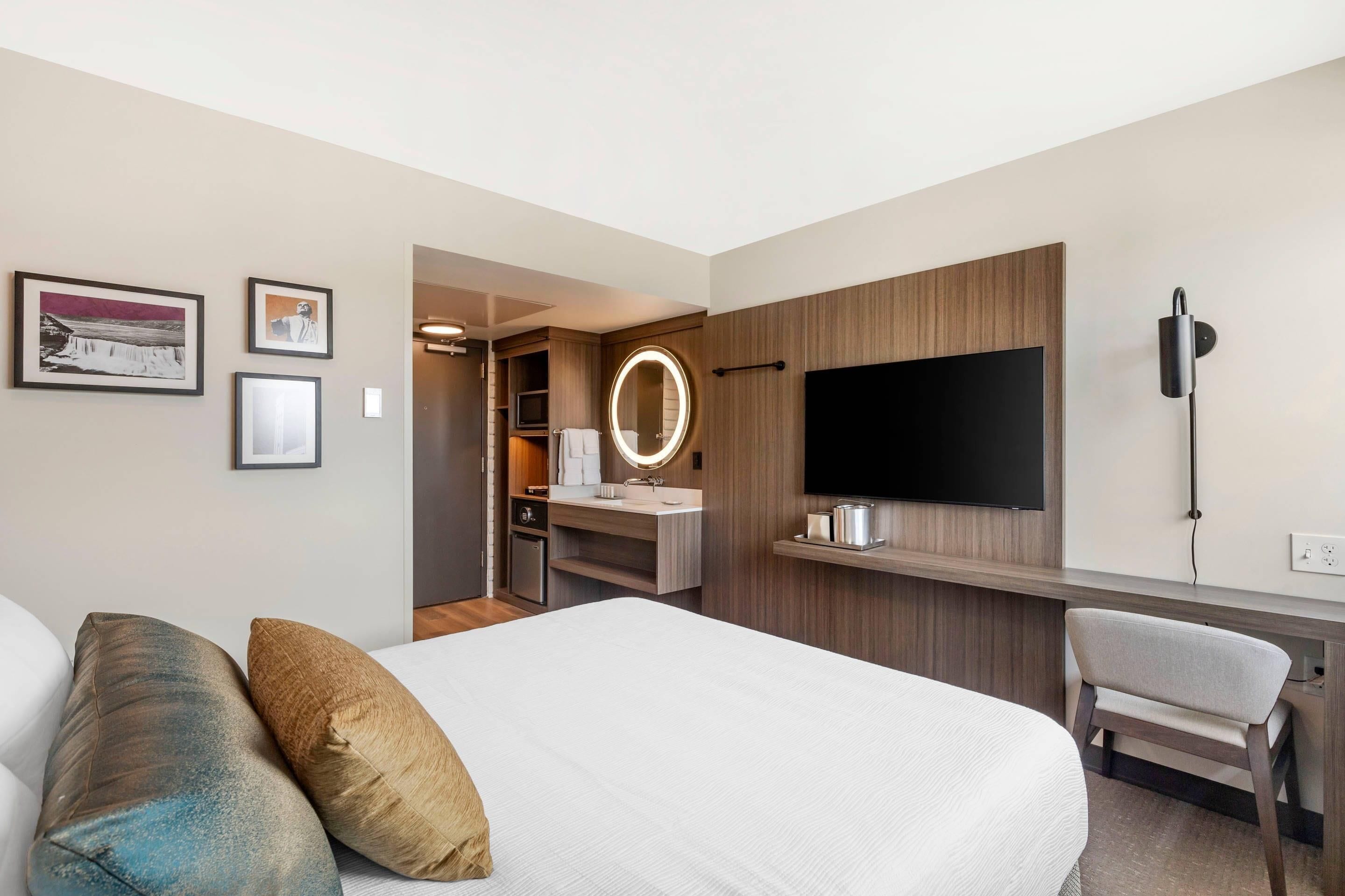 Room, 1 Queen Bed, Non Smoking