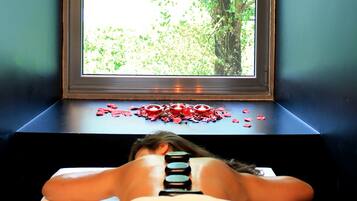 Sauna, tina de hidromasaje, baño de vapor y baño turco o hammam