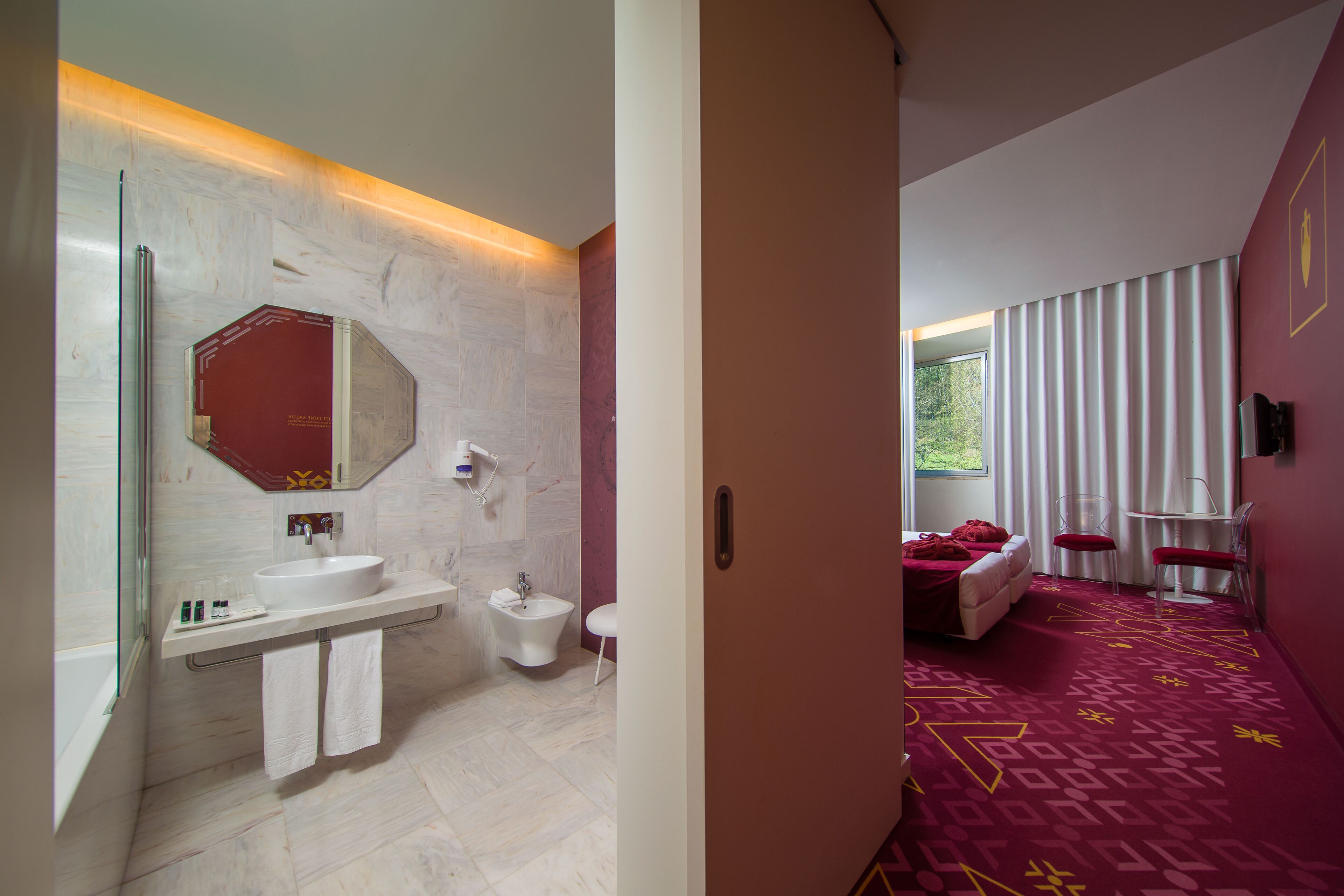 deluxe double or twin room | view from room