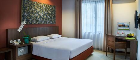 Deluxe Room | In-room safe, desk, laptop workspace, free WiFi