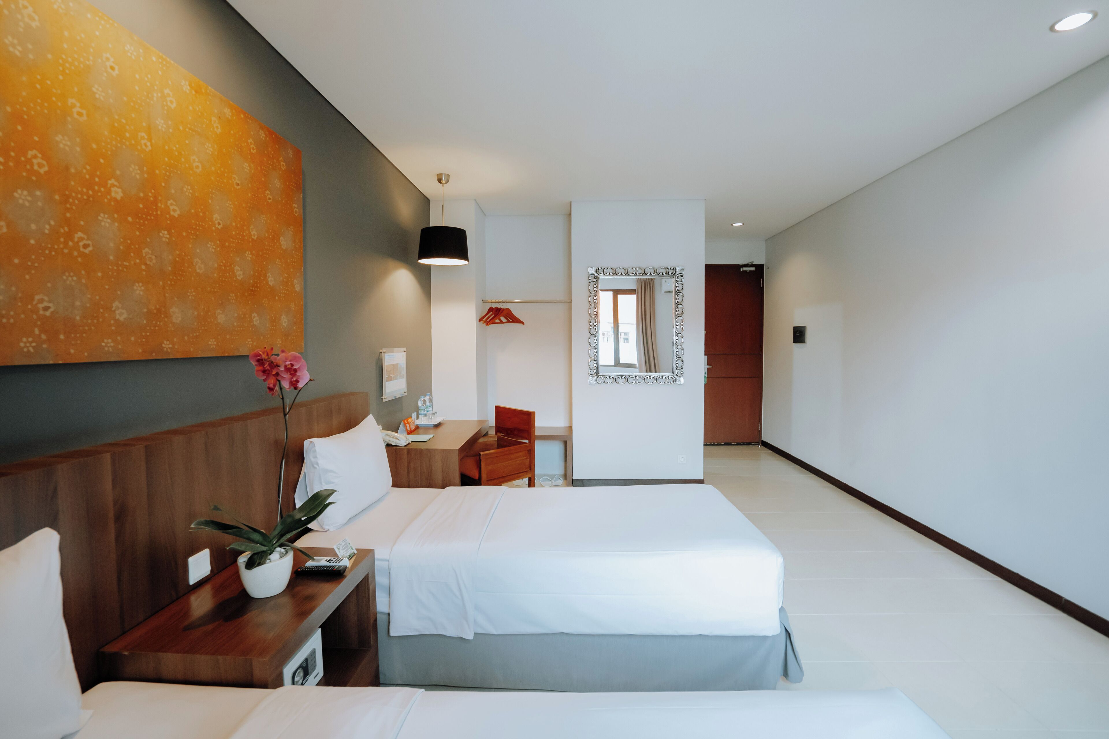 deluxe room | in-room safe, desk, laptop workspace, free wifi