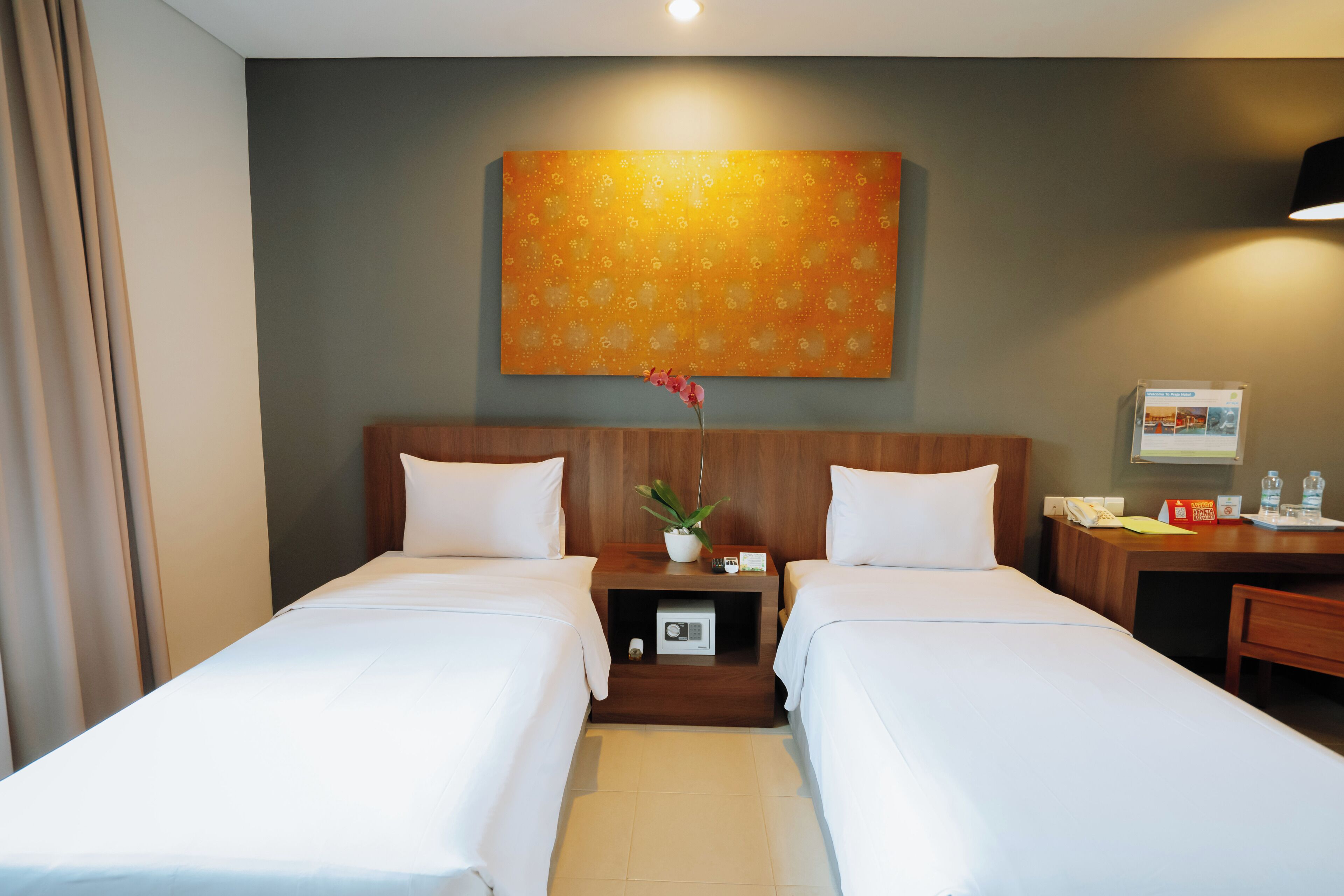 deluxe room | in-room safe, desk, laptop workspace, free wifi