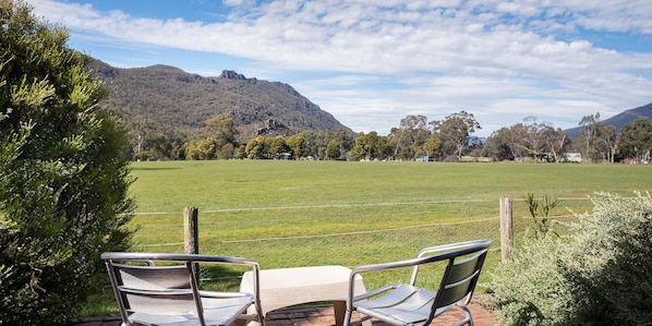 Terrace/patio - Kookaburra Motor Lodge (Halls Gap)
