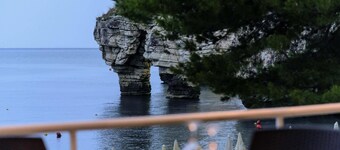 Baia Delle Zagare - Handwritten Collection