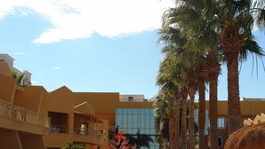 Unclassified image, 4 of 35, button - Club Hotel Aqua Fun Hurghada (Hurghada)