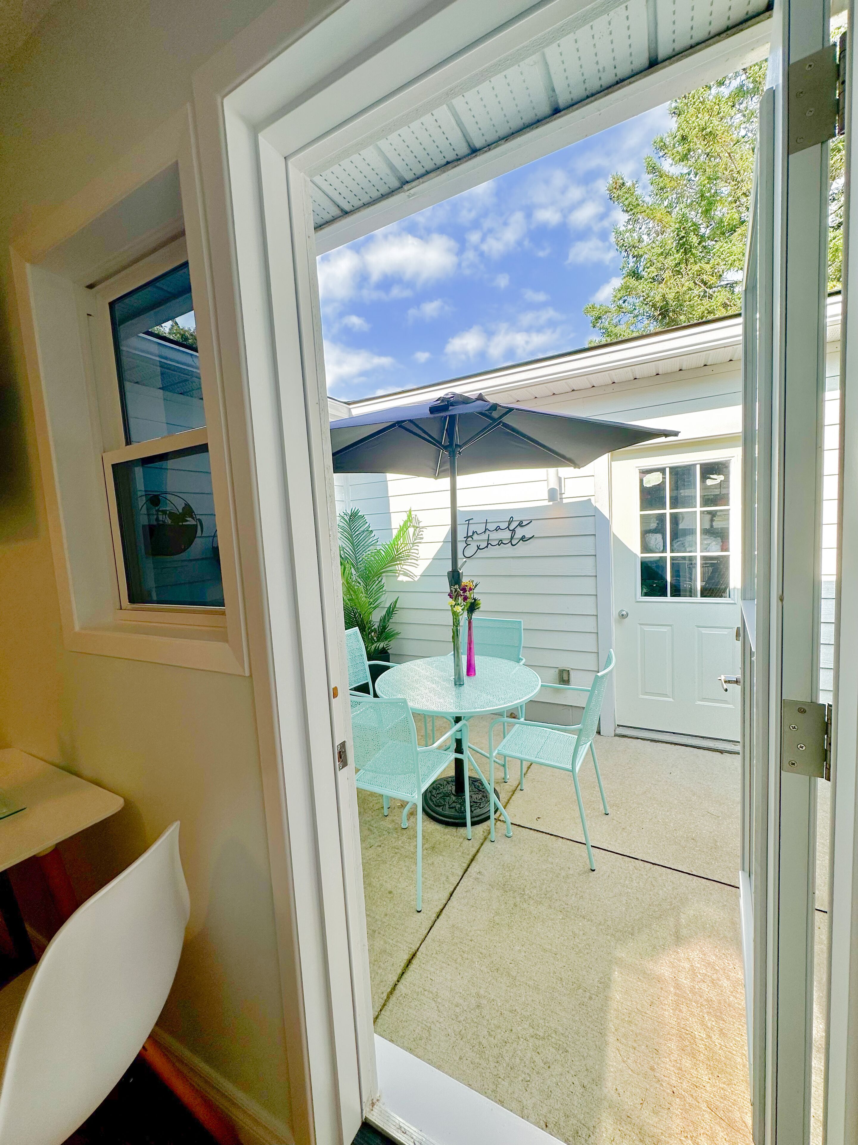 Suite Familiale, 2 chambres, coin cuisine, vue cour intérieure | Terrasse/Patio