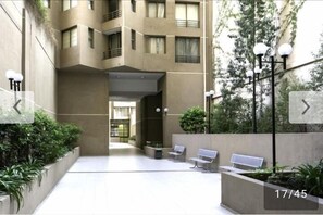 Property entrance - Santiago Apartamentos (Santiago)