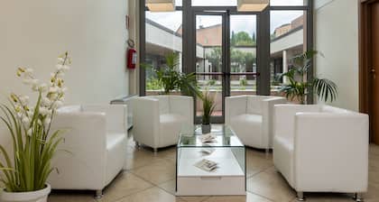 ApartHotel Anghel