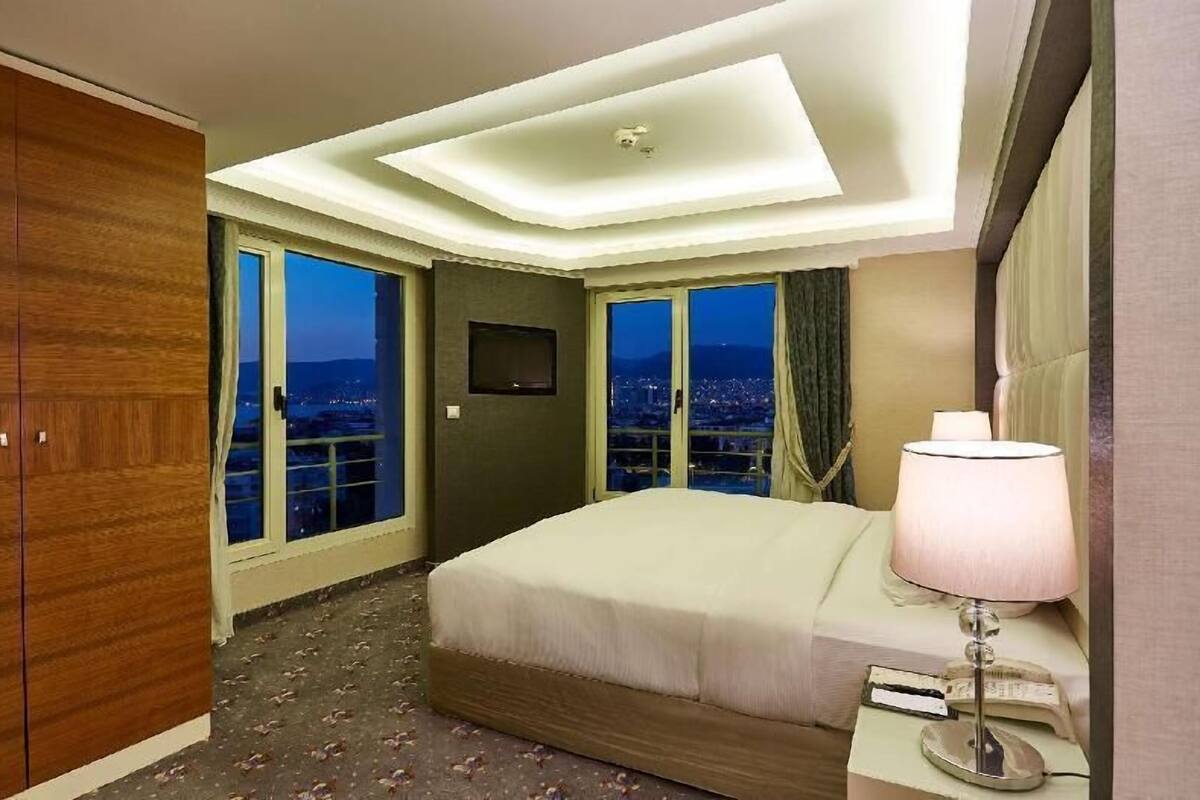 Ropa de cama de alta calidad y minibar