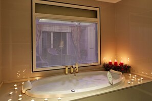 Shower, free toiletries, hair dryer, bathrobes