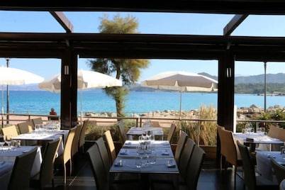 Hôtel L'Escale Coté Port