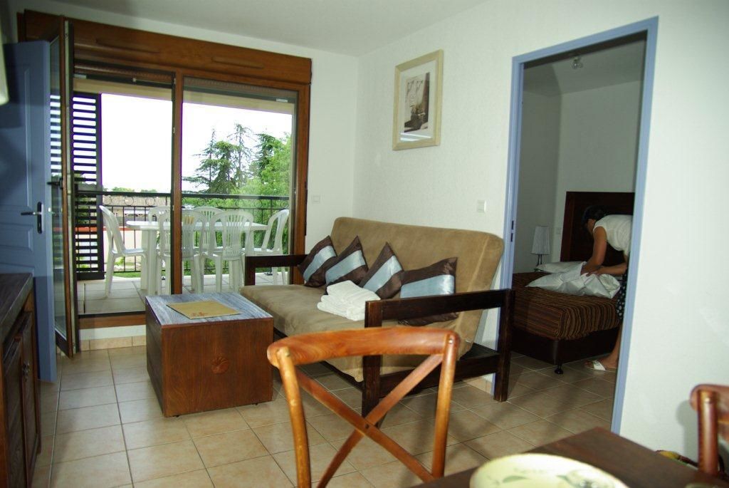 Foto - UZES APPART HOTEL Résidence Le Mas des Oliviers