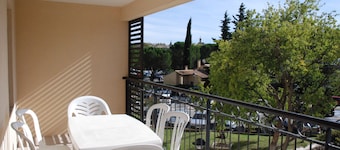 UZES APPART HOTEL