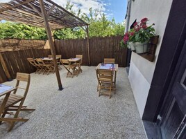 Triple Room | Terrace/patio