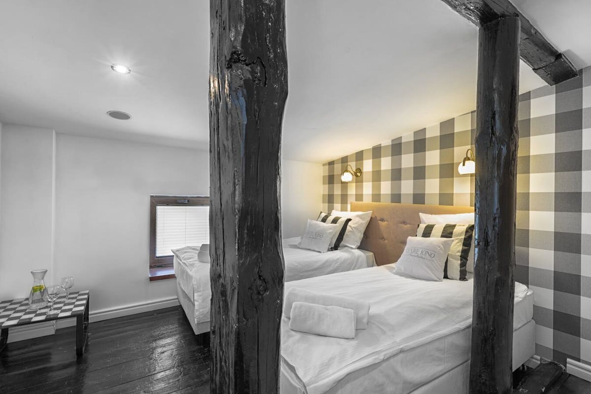 suite, 1 bedroom | 1 bedroom, in-room safe, individually decorated, laptop workspace