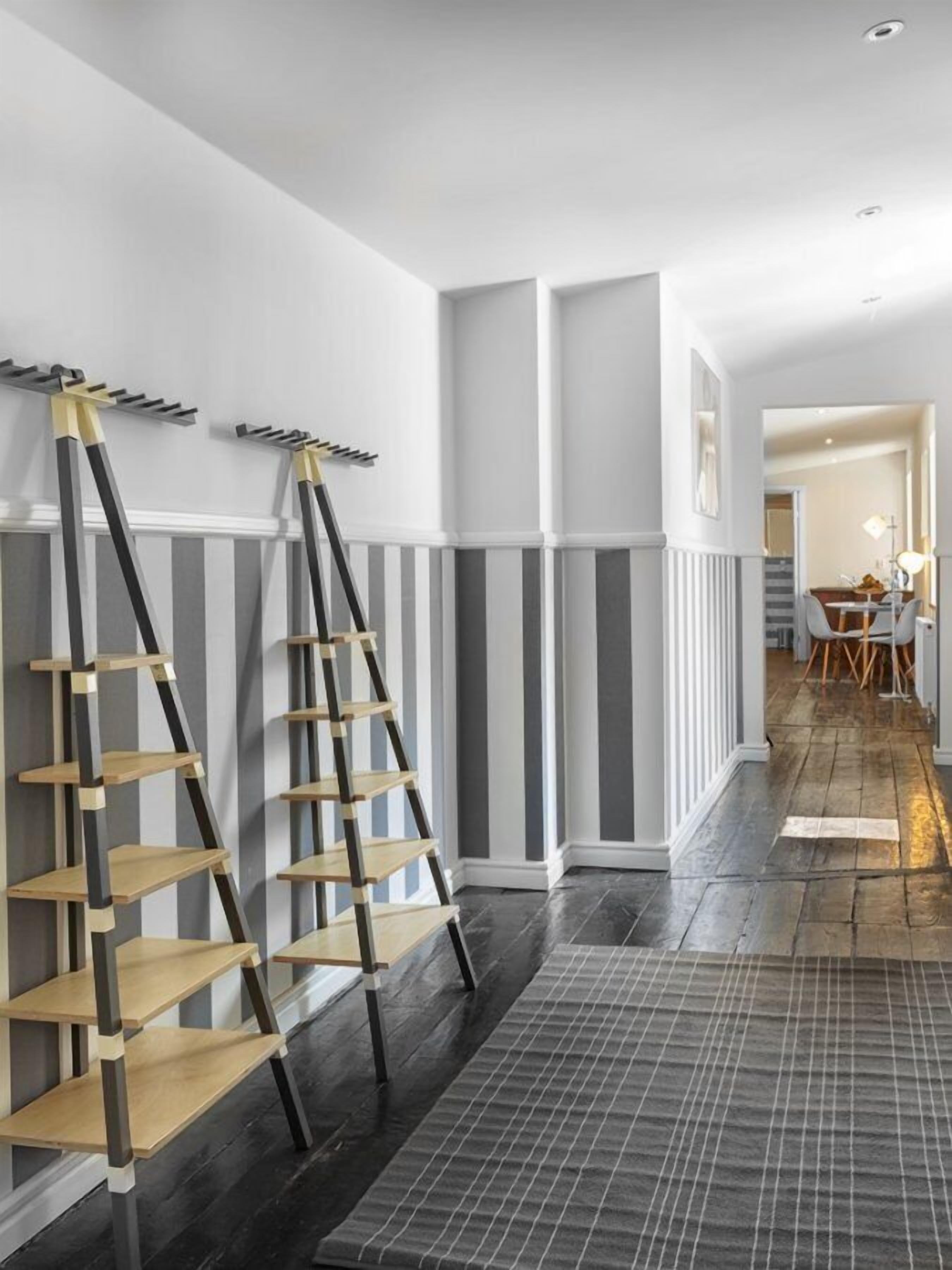 suite, 1 bedroom | 1 bedroom, in-room safe, individually decorated, laptop workspace