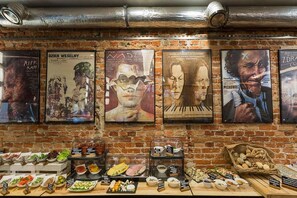 Colazione a buffet, servita tutte le mattine (60 PLN a persona) 