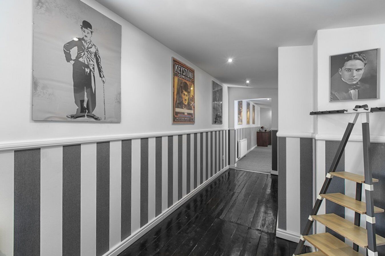 suite, 1 bedroom | 1 bedroom, in-room safe, individually decorated, laptop workspace