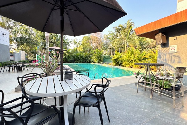 Outdoor pool, open 9:00 AM to 10:00 PM, free pool cabanas, pool loungers