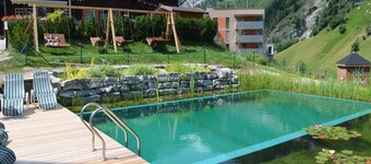 Hotel und Aparthotel Almrösl