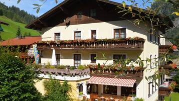 Majoituspaikan julkisivu