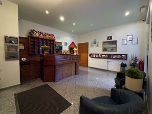 บริเวณนั่งเล่นที่ล็อบบี้