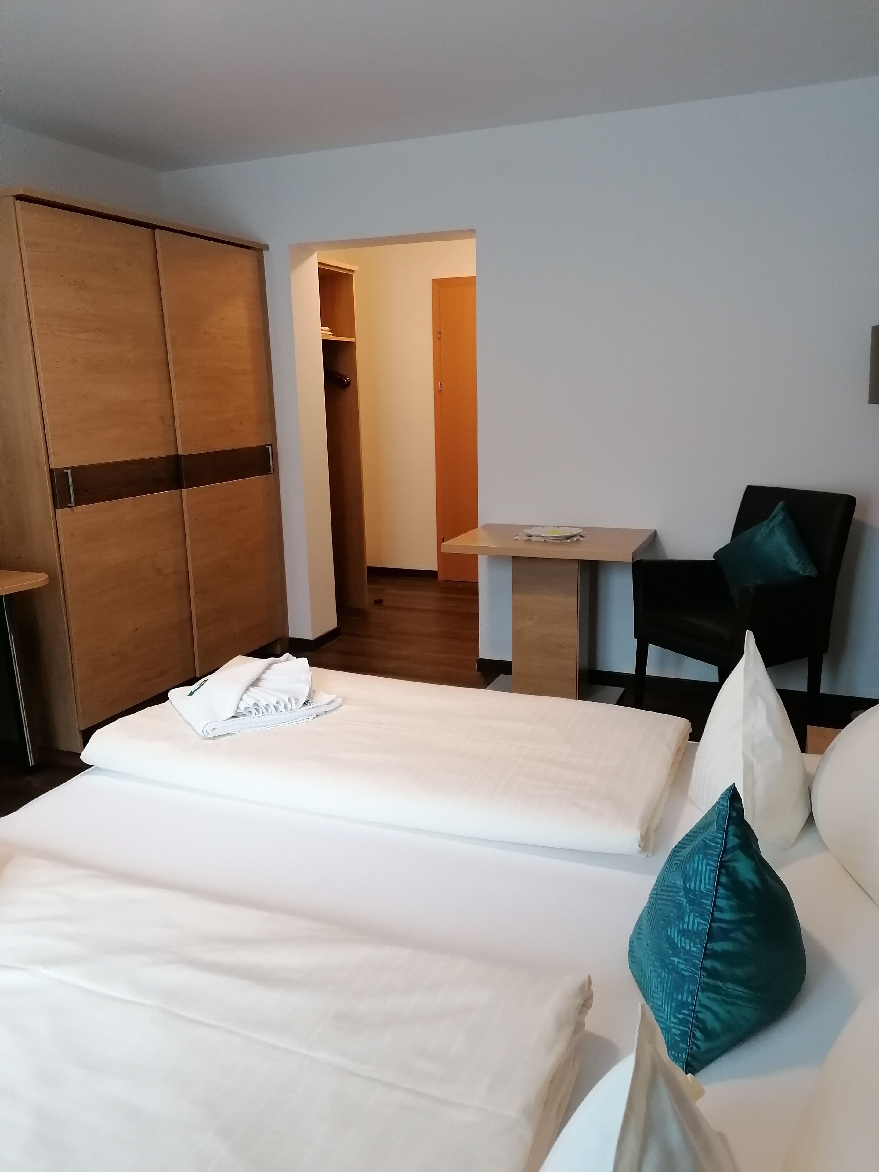 comfort double room, 1 king bed, balcony (blume) | hypo-allergenic bedding, desk, laptop workspace, free wifi