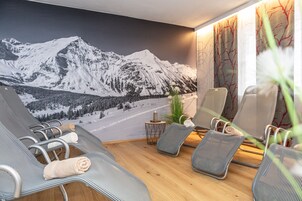 Sauna, hot stone massages, sports massages, massages