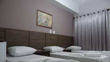 Minibar, iron/ironing board, free WiFi, bed sheets