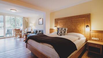 Apartment, Balkon, Bergblick (Typ 1, 90€ fee excluded) | 1 Schlafzimmer, Zimmersafe, schallisolierte Zimmer, kostenloses WLAN