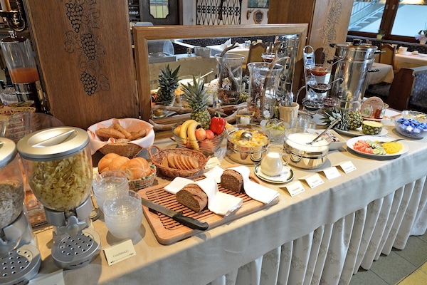 Dagelijks ontbijtbuffet inbegrepen