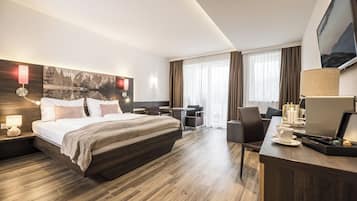 1 bedroom, in-room safe, desk, laptop workspace