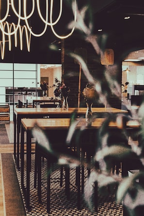 Lunch and dinner served