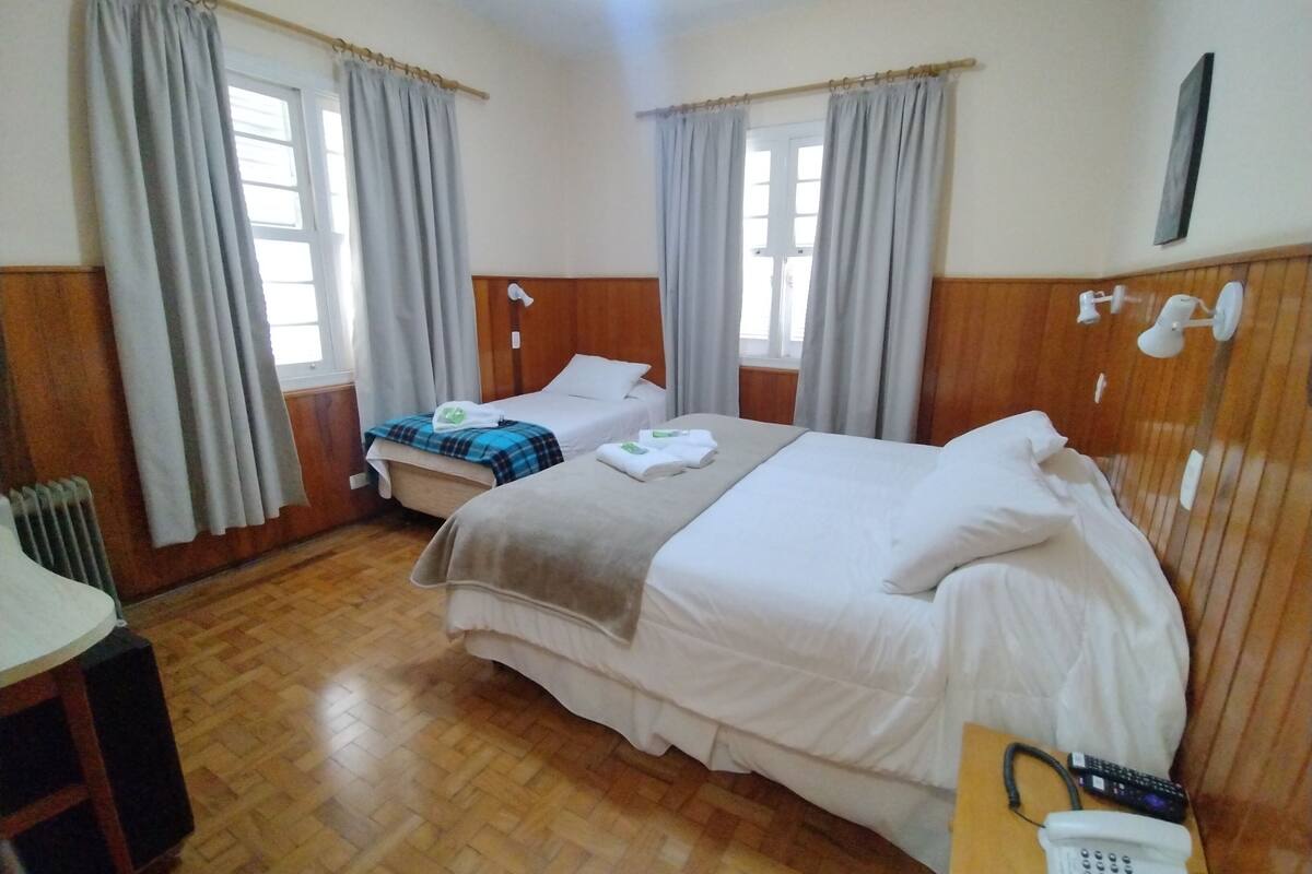 apartamento triplo solteiro/casal | 1 bedroom, minibar, free wifi, bed sheets