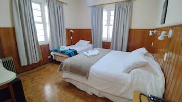 1 habitación, minibar, wifi gratis y ropa de cama