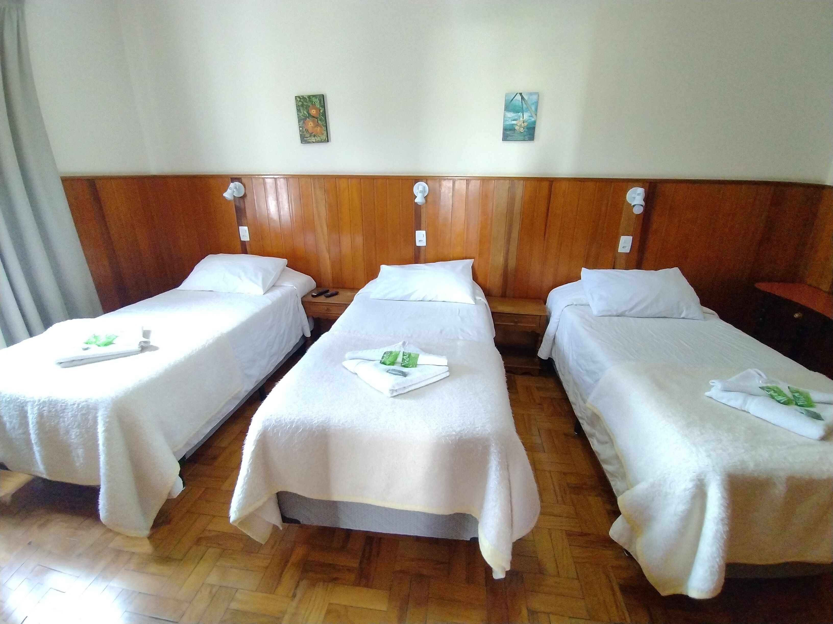 apartamento triplo solteiro/casal | 1 bedroom, minibar, free wifi, bed sheets