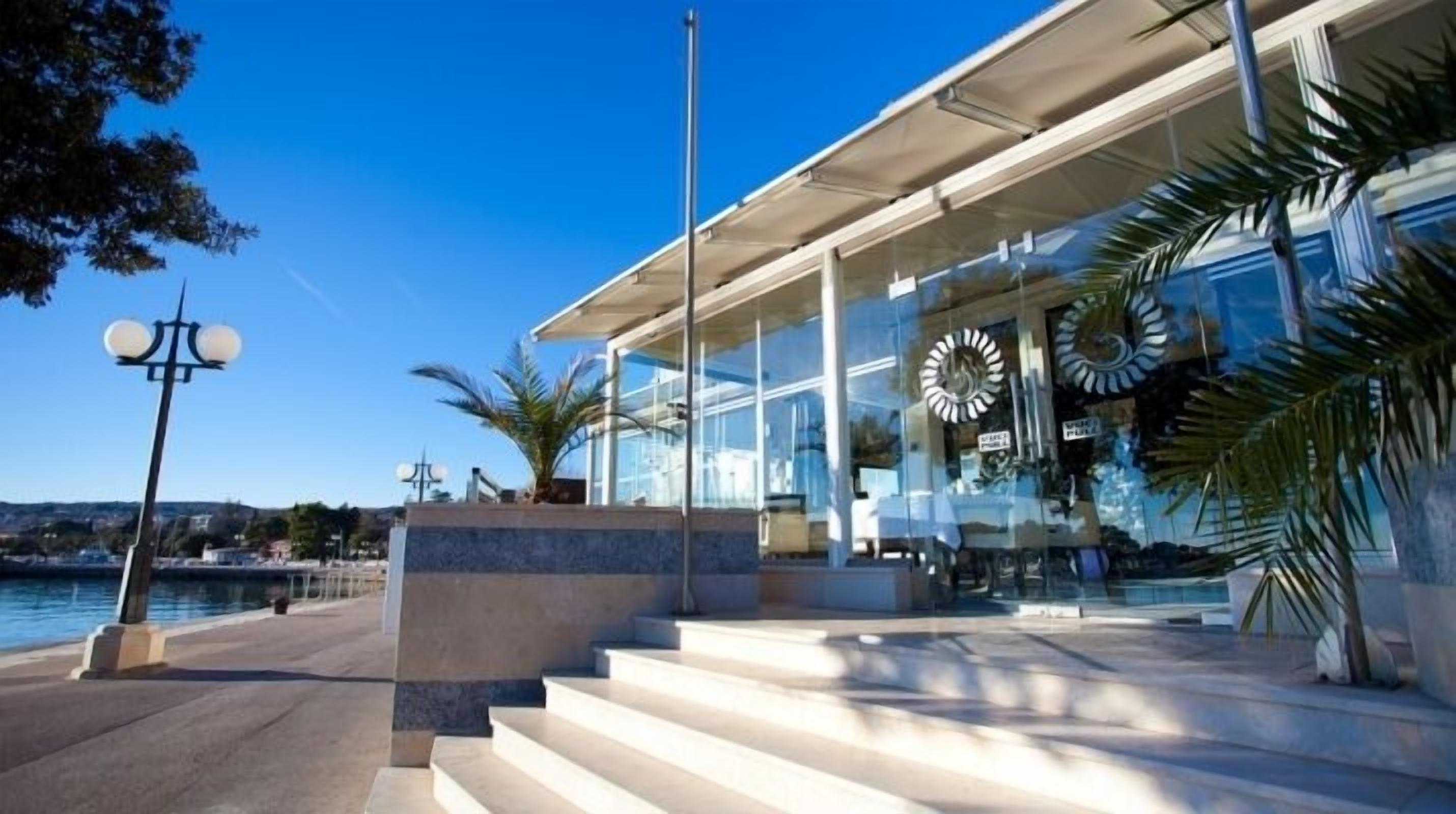 Voorkant van accommodatie