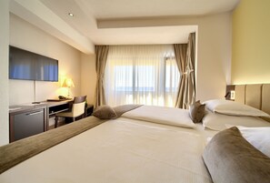 Comfort Double Room, Sea View | Premium bedding, minibar, in-room safe, desk - Boutique Hotel Marina (Krk)