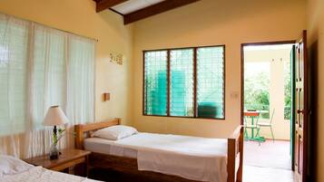 Comfort Double Room, 1 Bedroom, Kitchenette, Garden View | In-room safe, individually decorated, individually furnished, free WiFi