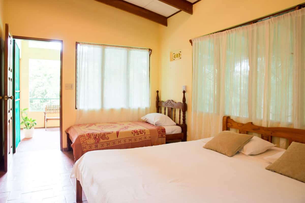 Comfort Double Room, 1 Bedroom, Non Smoking, Garden View | In-room safe, individually decorated, individually furnished, free WiFi