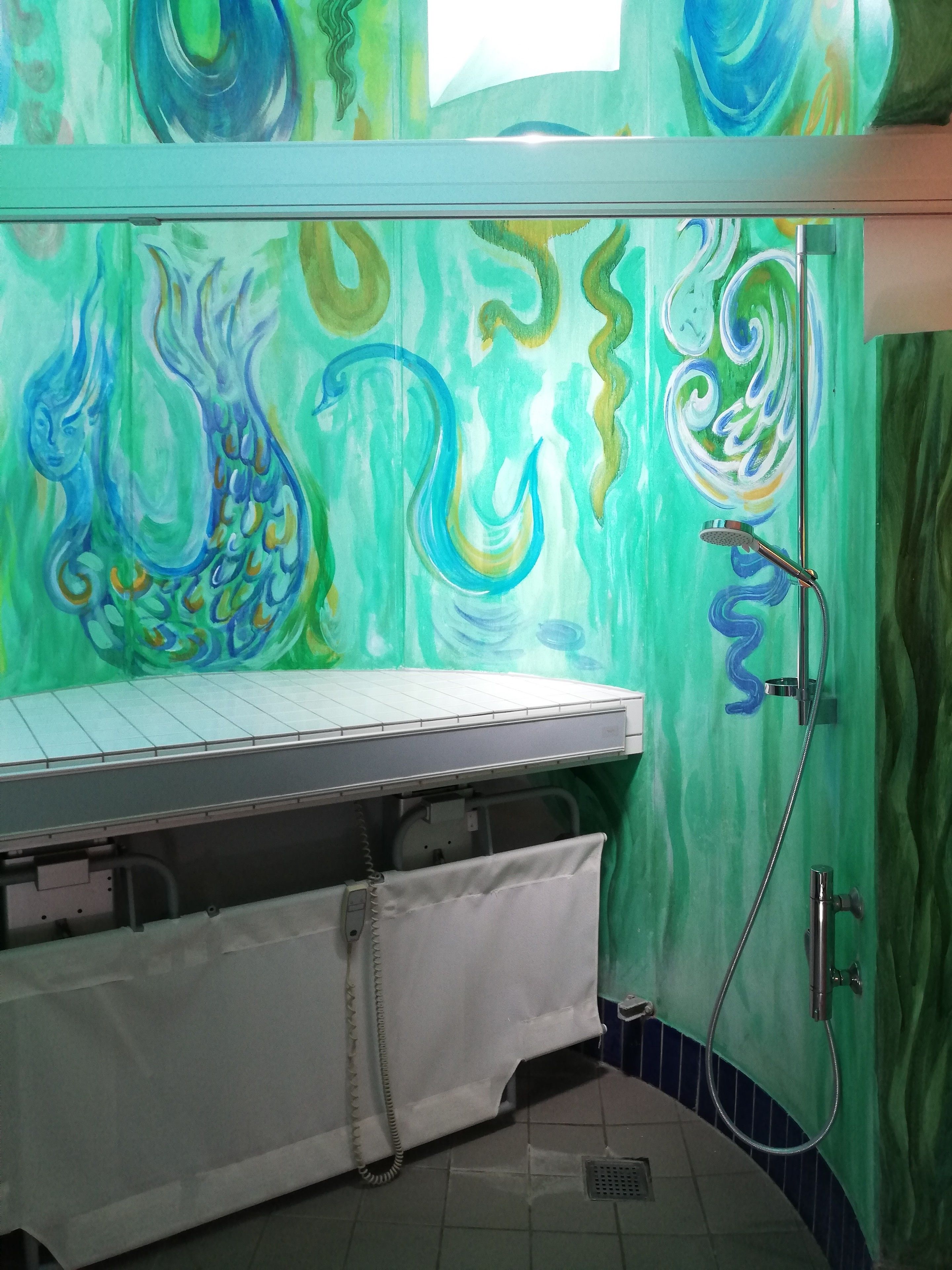 family apartment, multiple beds, partial sea view | bathroom | shower, towels