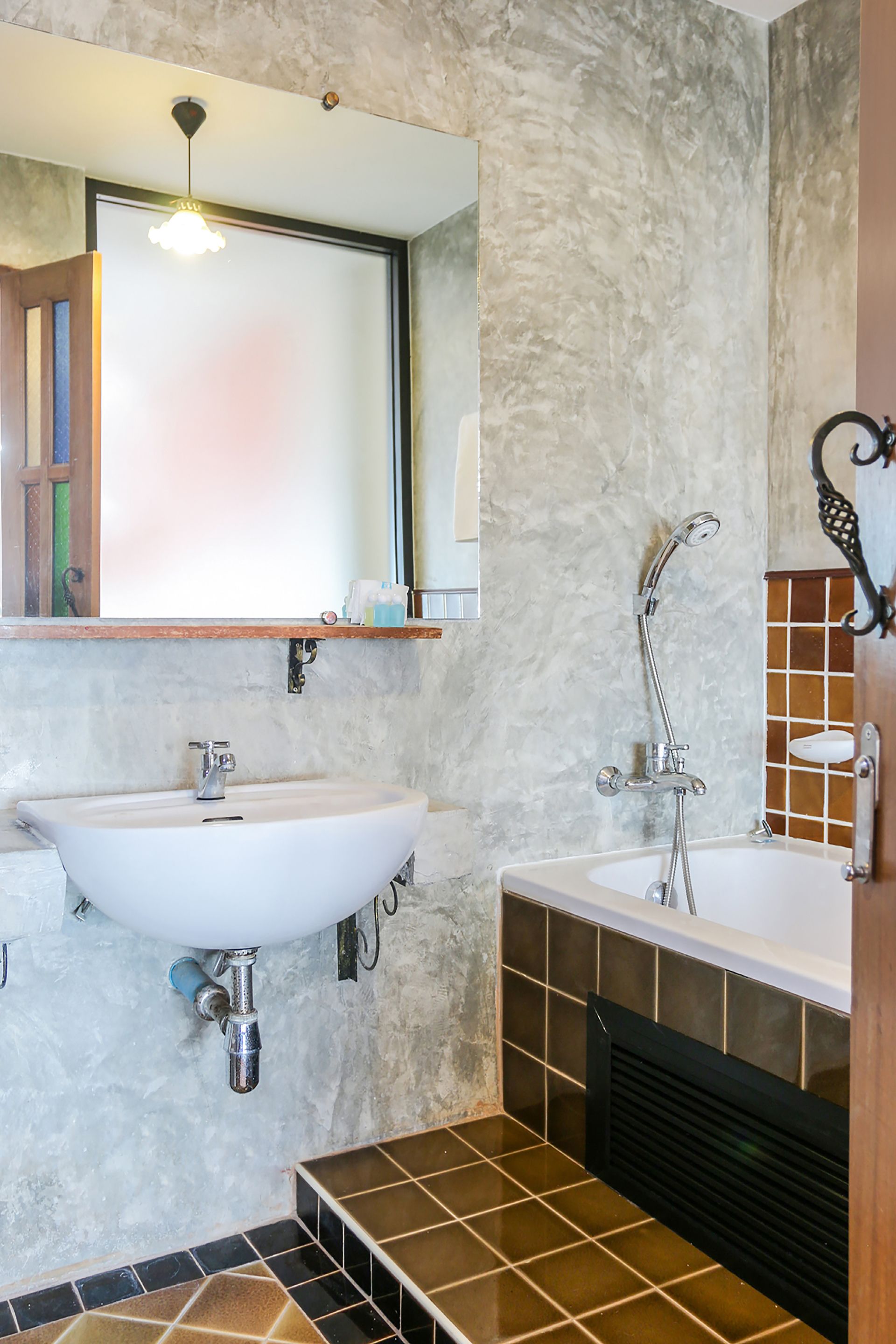 shower, slippers, towels, shampoo