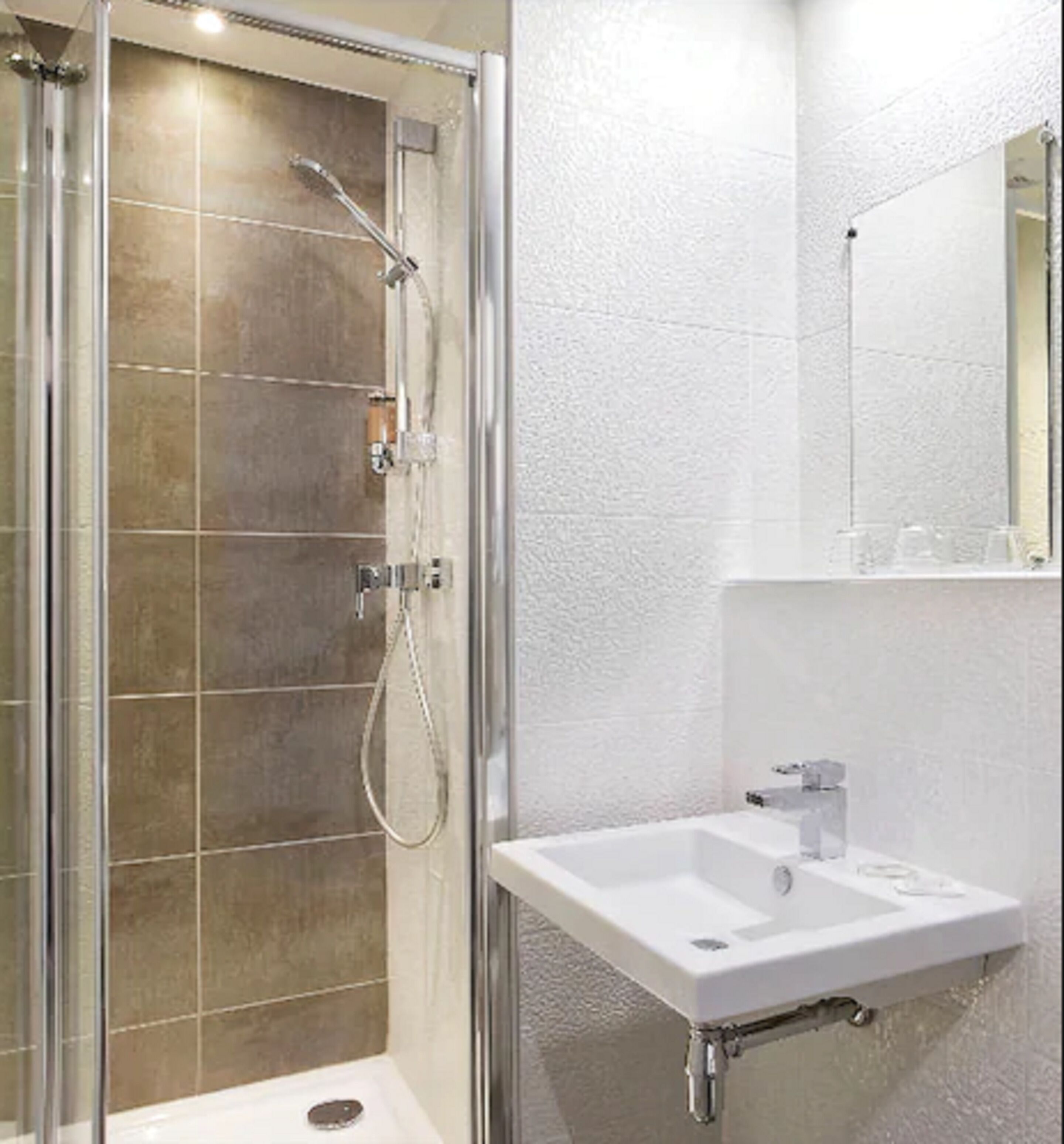 Photo - Hôtel des Pavillons