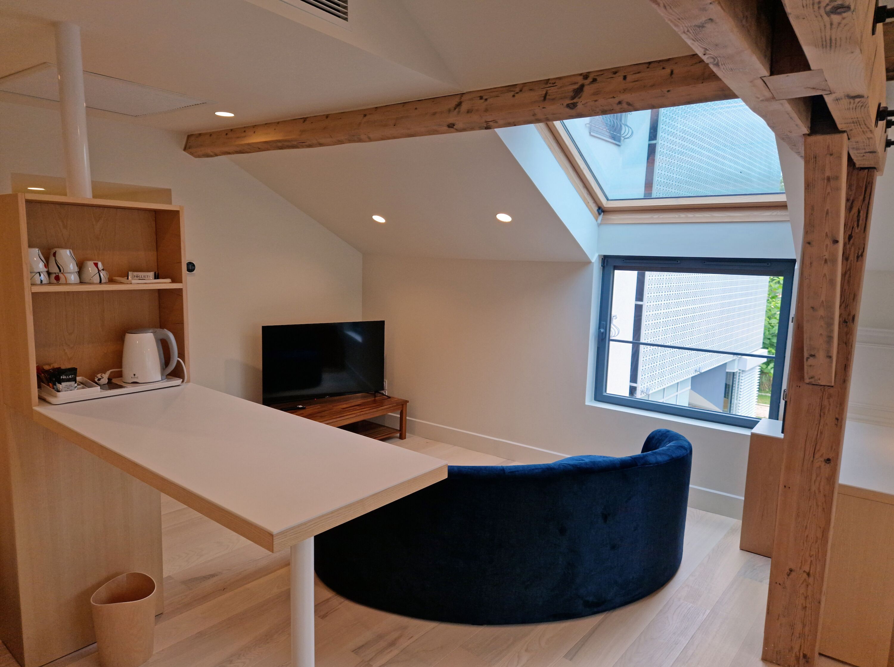 premium studio suite, multiple beds | 1 bedroom, egyptian cotton sheets, premium bedding