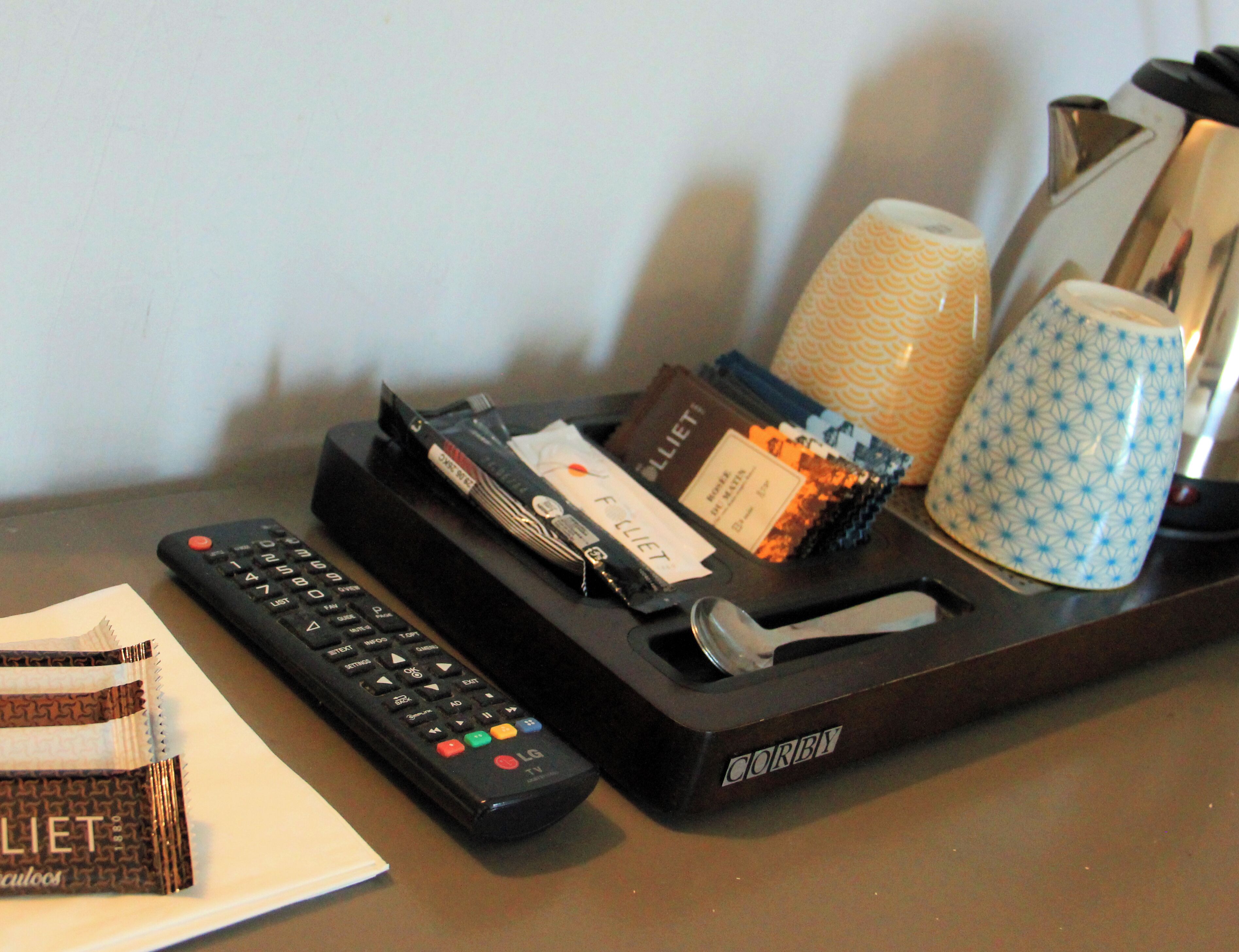 1 bedroom, egyptian cotton sheets, premium bedding