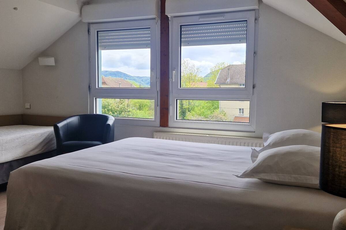 standard triple room | room amenity