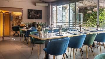 FrĂŒhstĂŒck, Mittagessen, Abendessen, französische KĂŒche