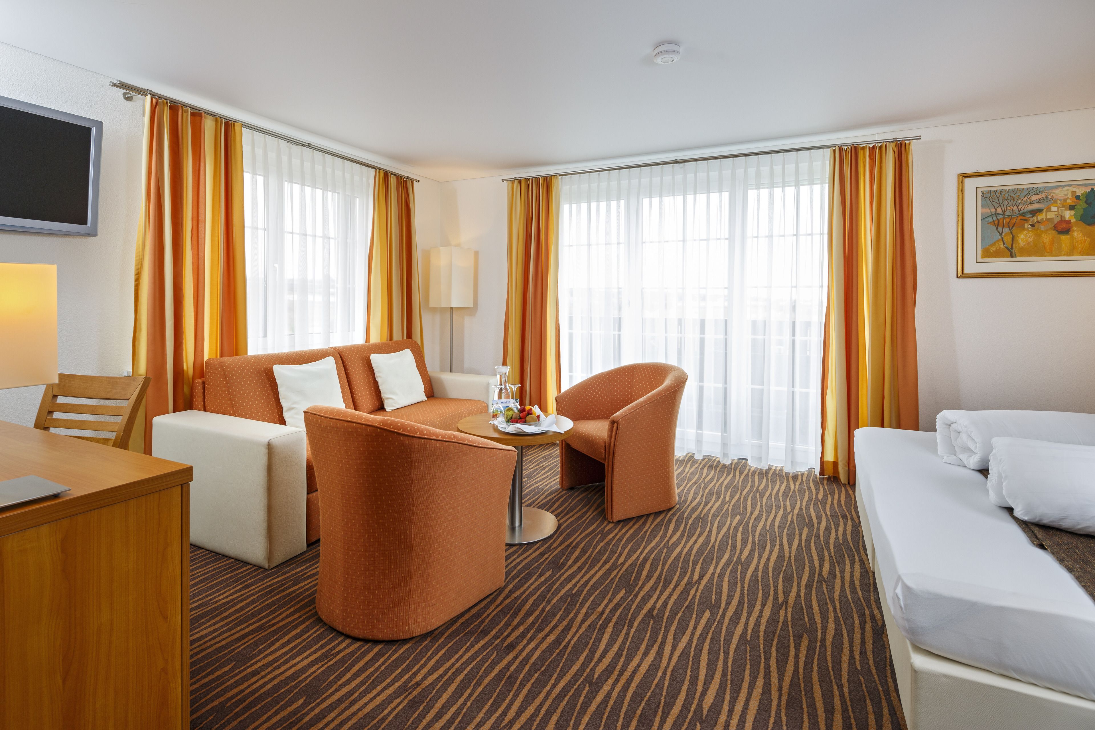 hypo-allergenic bedding, minibar, in-room safe, desk